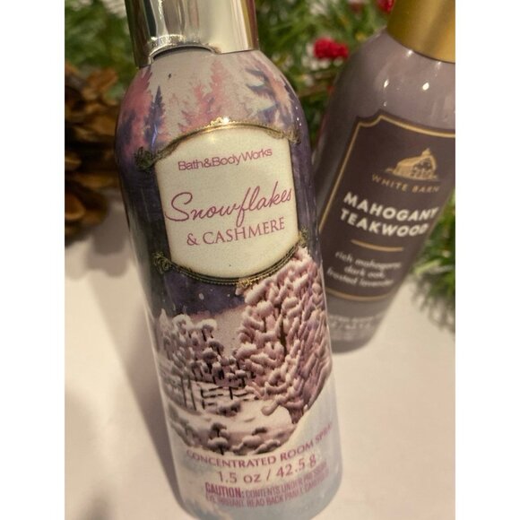 Bath & Body Works Christmas Holiday Winter Scented Room Sprays X 2 - Picture 2 of 8